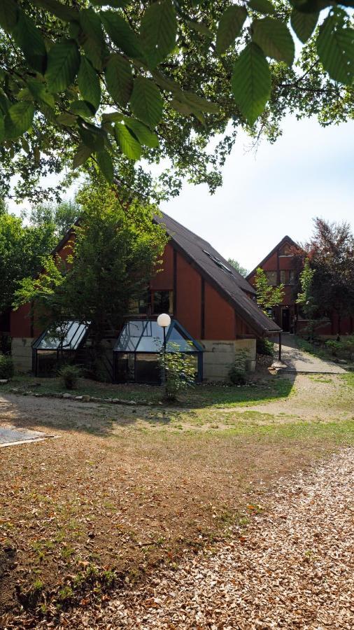 Delemont Youth Hostel Exteriör bild